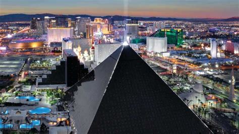 Dive into the World of Illusions at Magic Las Vegas